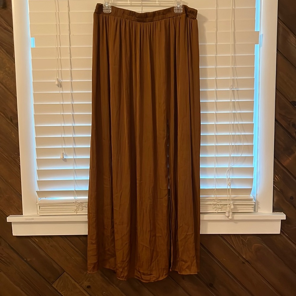 3X silky long bronze skirt with slit